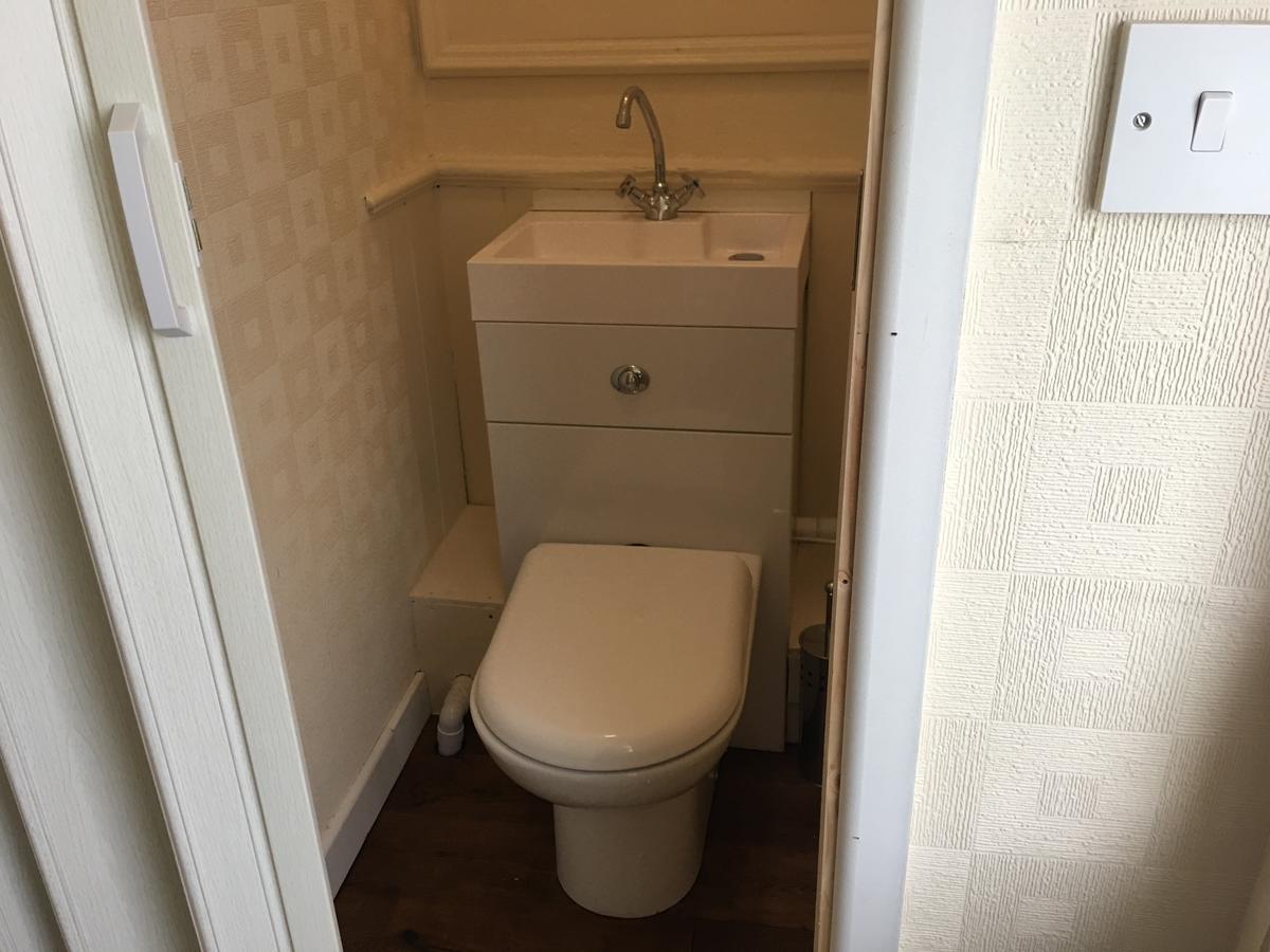 Budget Rooms Crosskeys Newport  Bagian luar foto